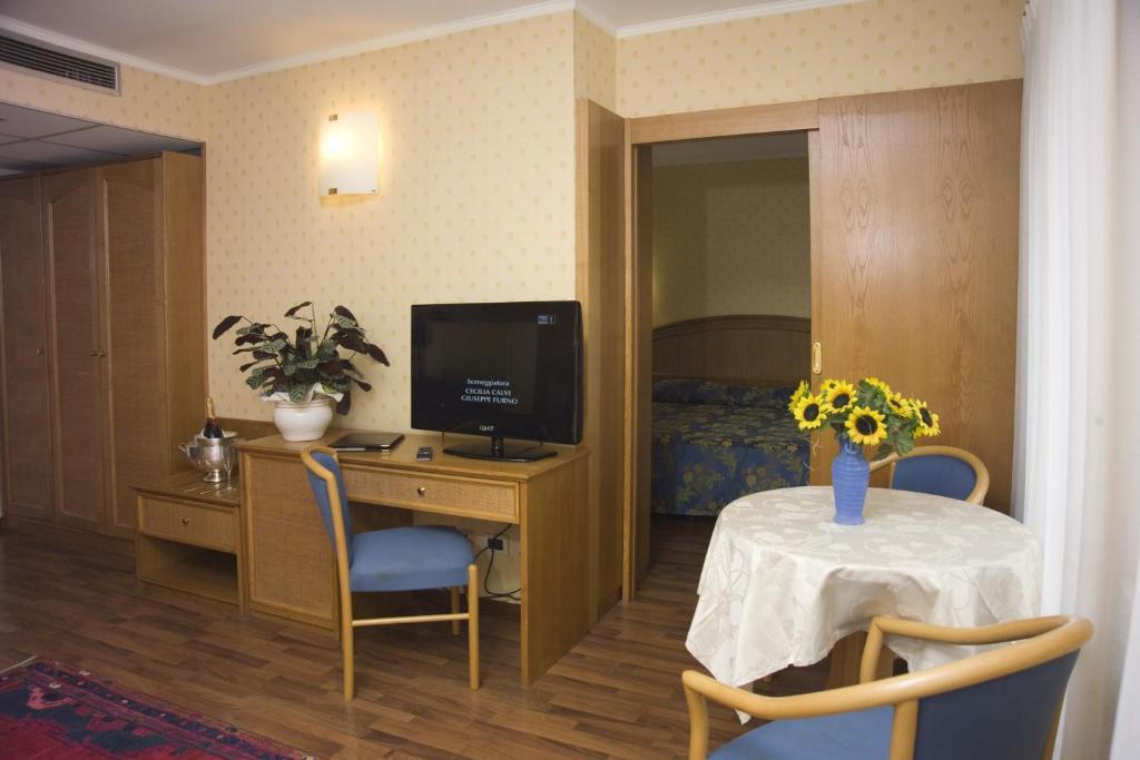 Hotel Metropole Grado Cameră foto